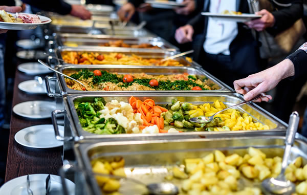 Delicious buffet at Hotel Samudra City restaurant
